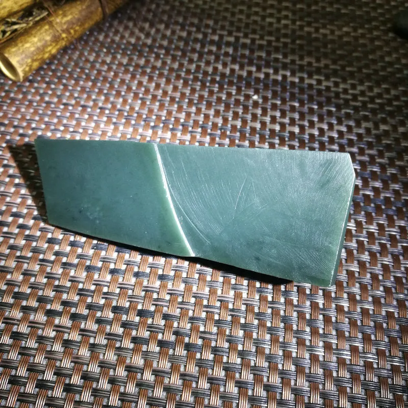 Natural Kunlun Jade Rough Nephrite Raw (185g,9.8X3.5X3cm)