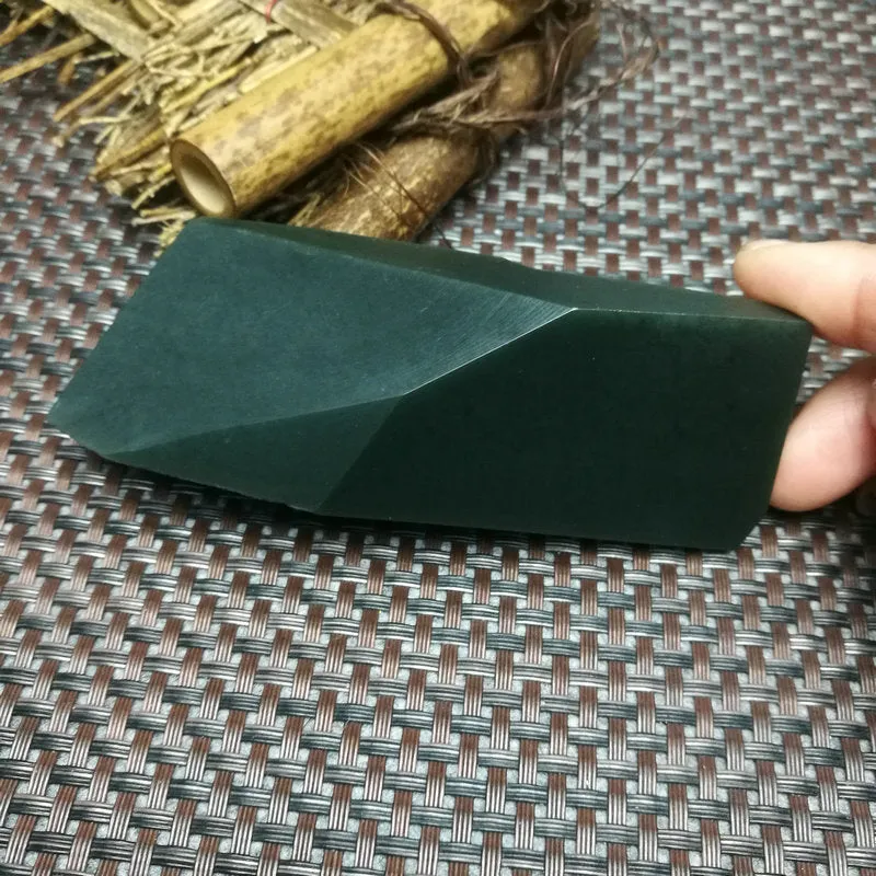 Natural Kunlun Jade Rough Nephrite Raw (185g,9.8X3.5X3cm)