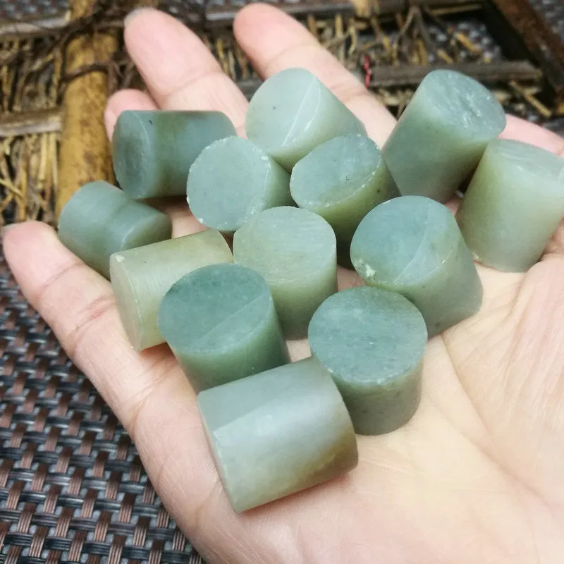 Natural Kunlun Jade Rough Nephrite Raw (205g,(1.6-1.9)X1.7cm)