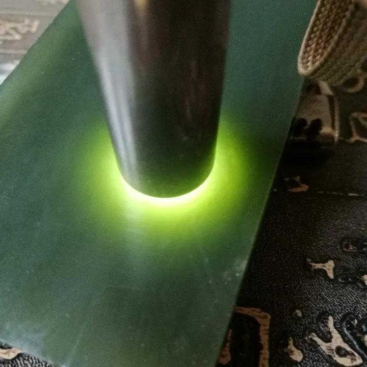 Natural Kunlun Jade Rough Nephrite Raw (250g, 11X4.8X1.4cm)