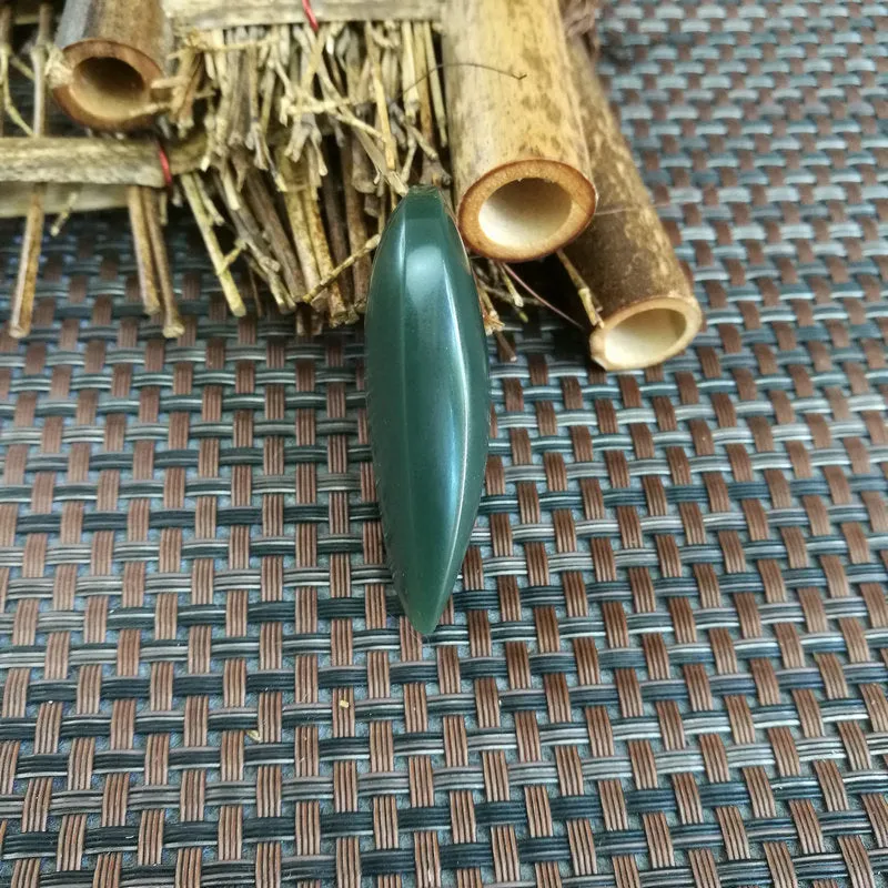 Natural Kunlun Jade Rough Nephrite Raw (28g,5X2.5X1.5cm)
