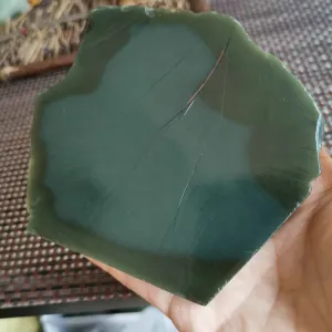 Natural Kunlun Jade Rough Nephrite Raw (356g, 9X8.5X1.2cm)