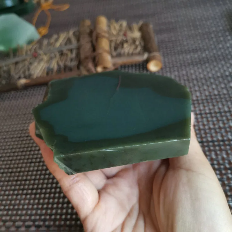 Natural Kunlun Jade Rough Nephrite Raw (356g, 9X8.5X1.2cm)