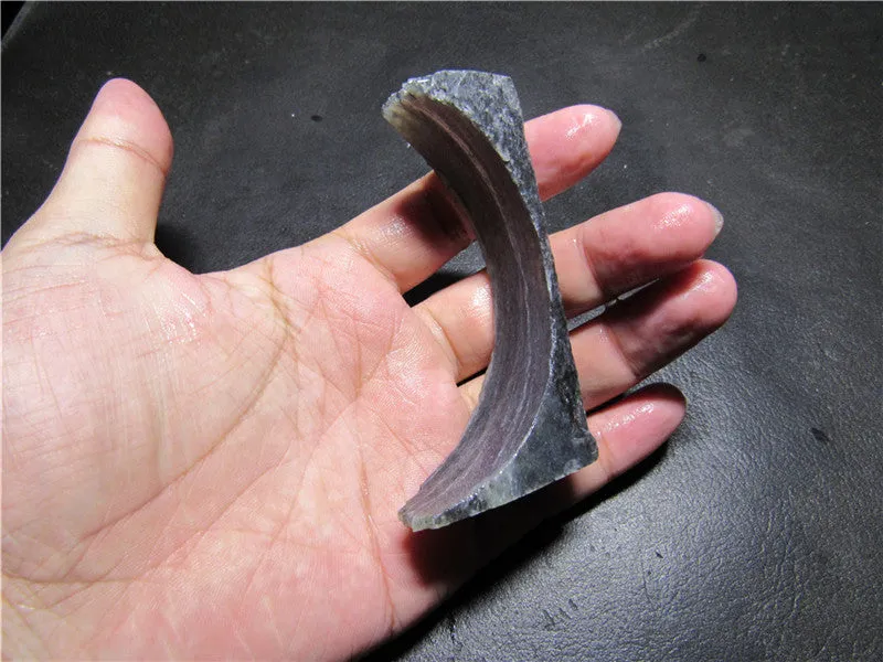 Natural Kunlun Jade Rough Nephrite Raw (48.87g, 76X40X20mm)