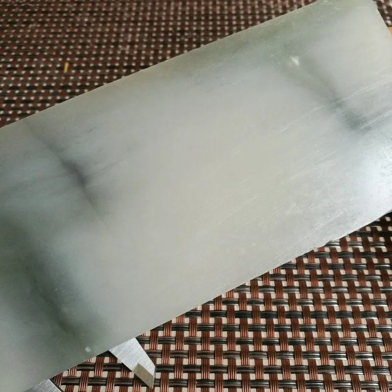 Natural Kunlun Jade Rough Nephrite Raw (695g, 24X7X1.6cm)