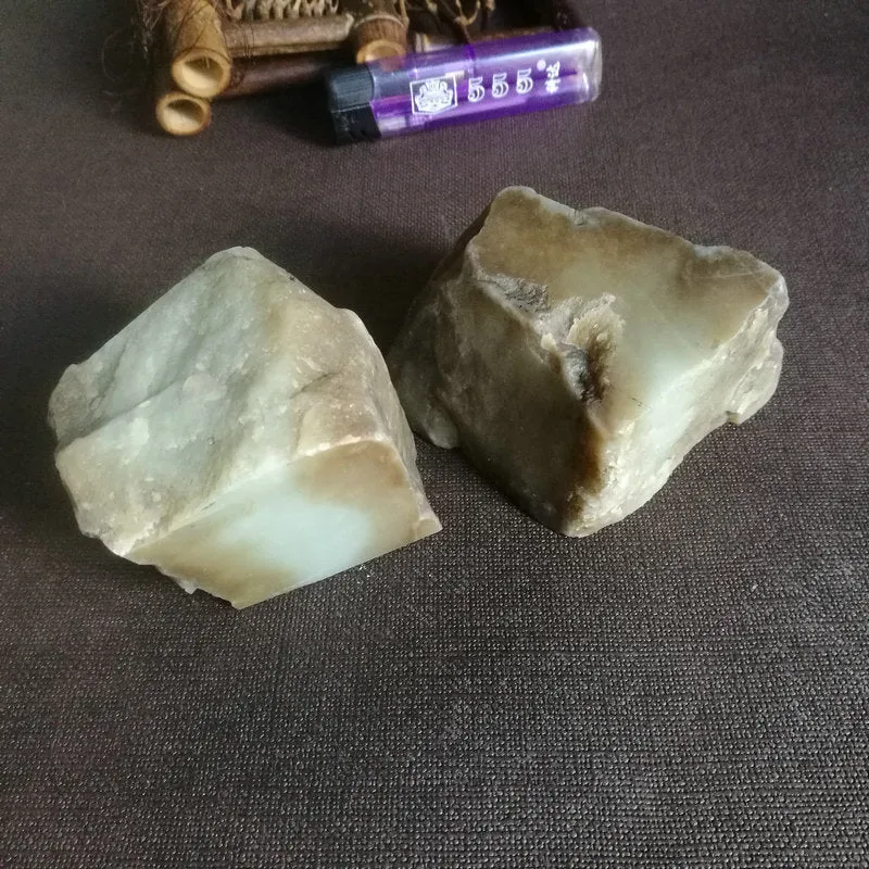 Natural Kunlun Jade Rough Nephrite Raw 831g
