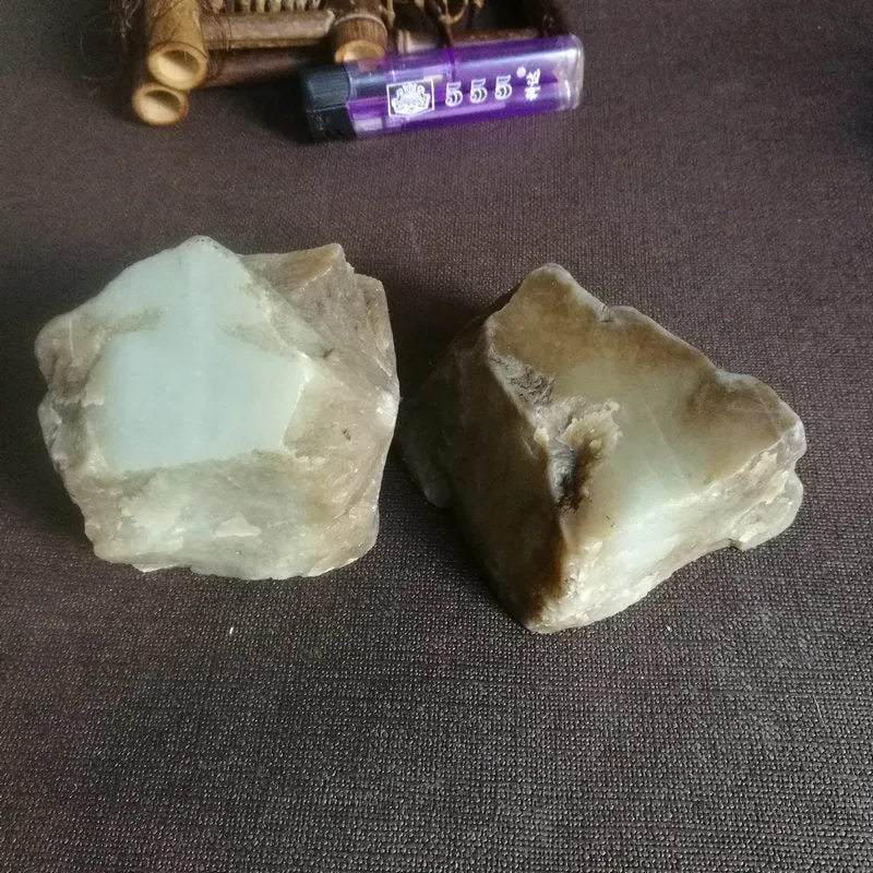 Natural Kunlun Jade Rough Nephrite Raw 831g