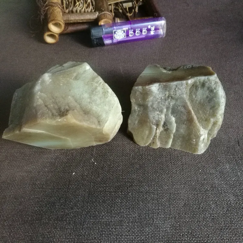 Natural Kunlun Jade Rough Nephrite Raw 831g