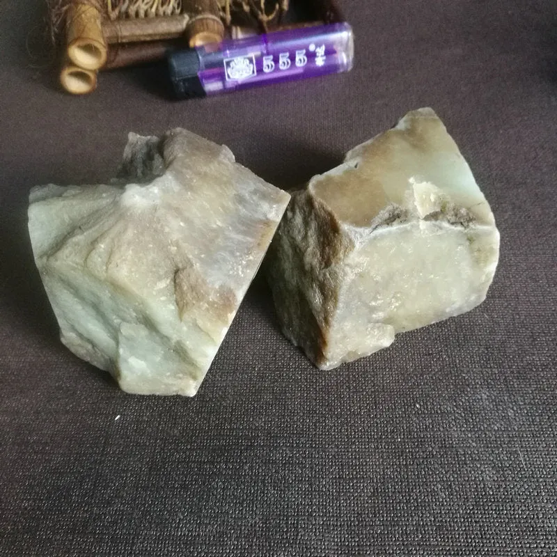 Natural Kunlun Jade Rough Nephrite Raw 831g