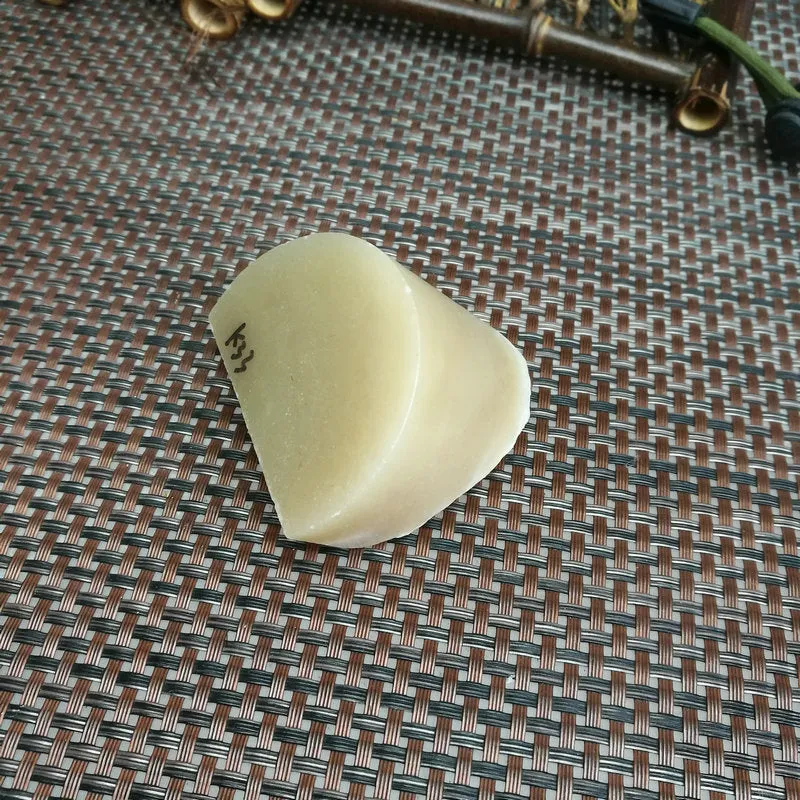 Natural Kunlun Jade Rough Nephrite Raw (g, 6X4X4cm)