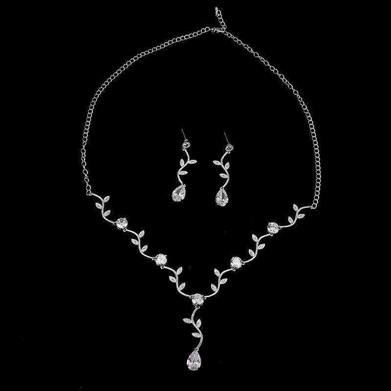Pretty AAA  Quality Zircon Crystal Diamonds Leaf Shape Choker Necklace Earrings Wedding Bridal Jewelry Set