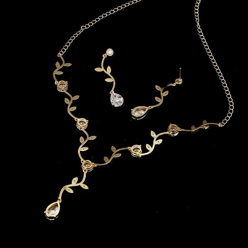 Pretty AAA  Quality Zircon Crystal Diamonds Leaf Shape Choker Necklace Earrings Wedding Bridal Jewelry Set