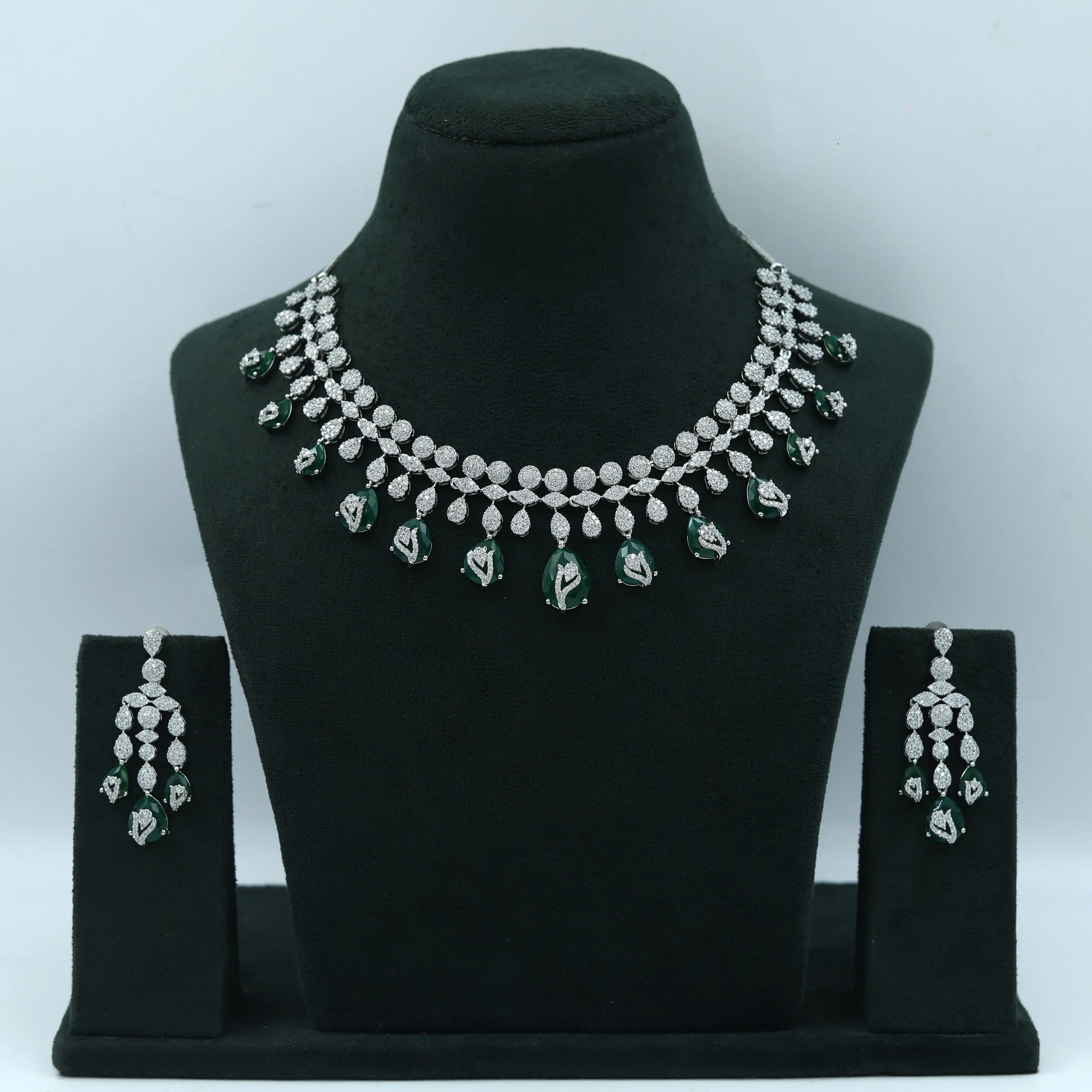 Round Neck Zircon/AD Necklace Set 10555-28