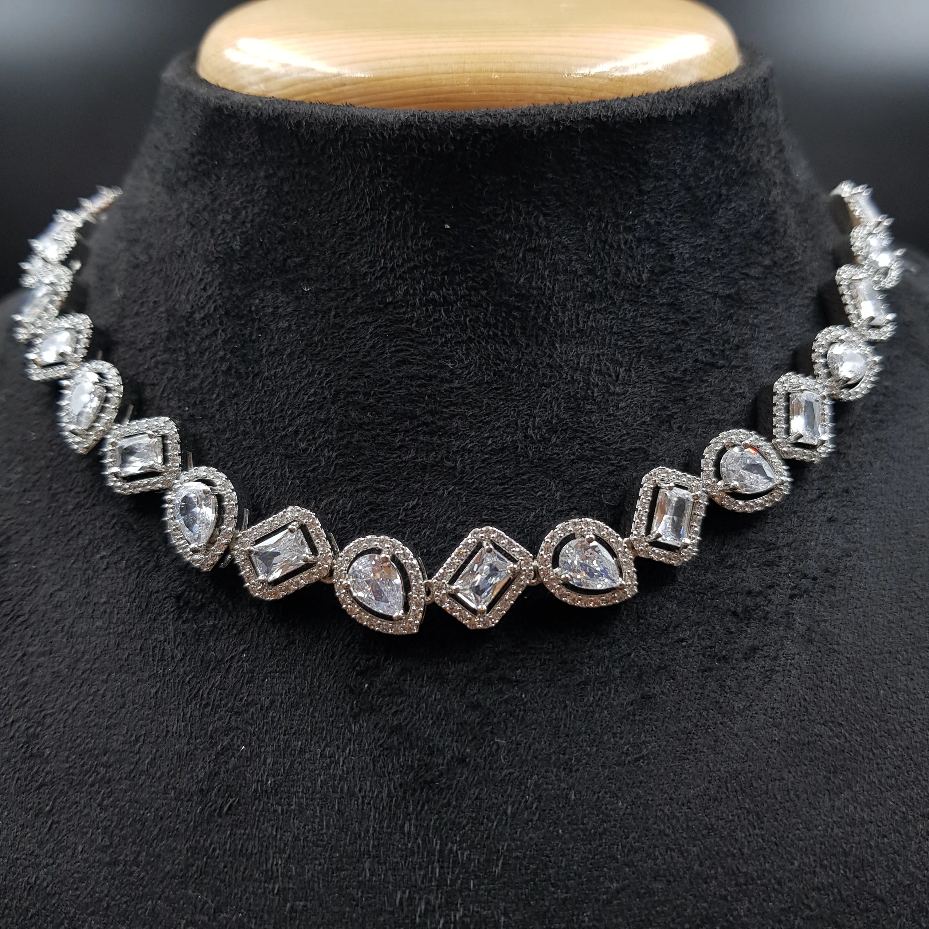 Round Neck Zircon/AD Necklace Set 10557-28