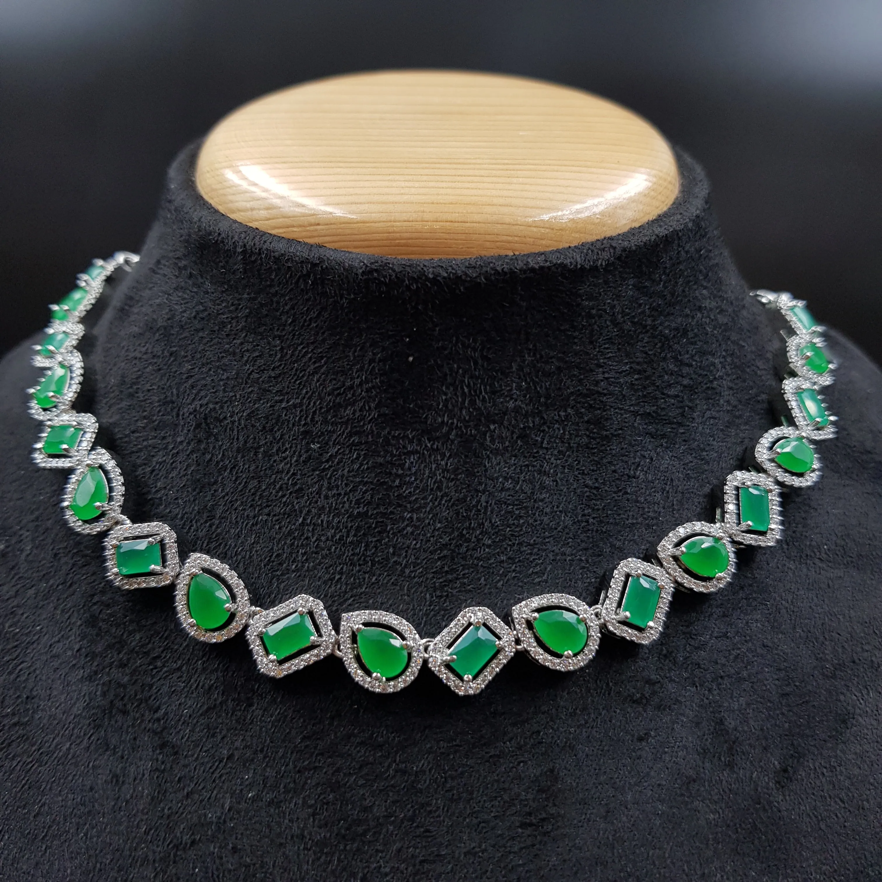 Round Neck Zircon/AD Necklace Set 10557-28