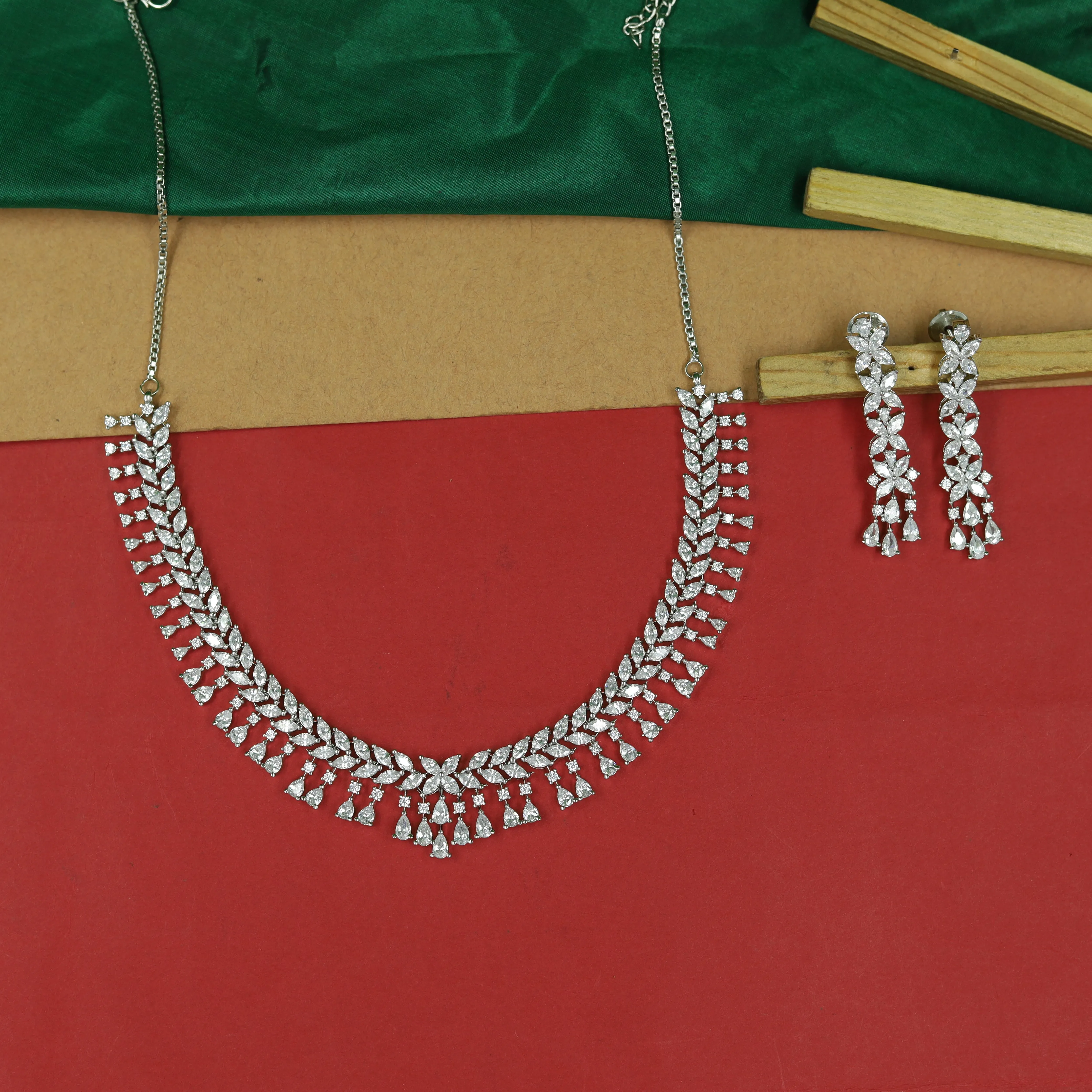 Round Neck Zircon/AD Necklace Set 16911-08