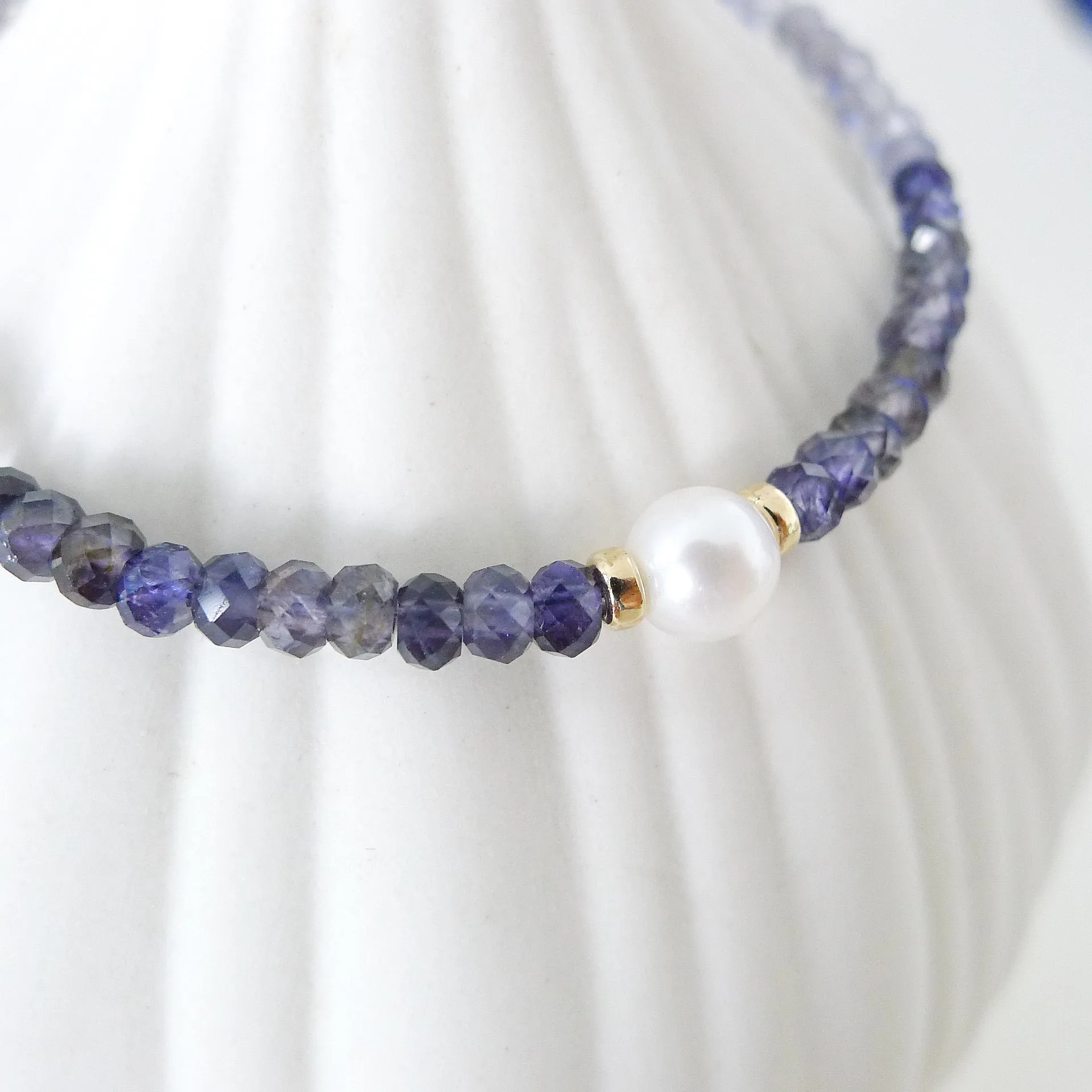 Selena Bracelet / Iolite Gemstone / Freshwater Pearl
