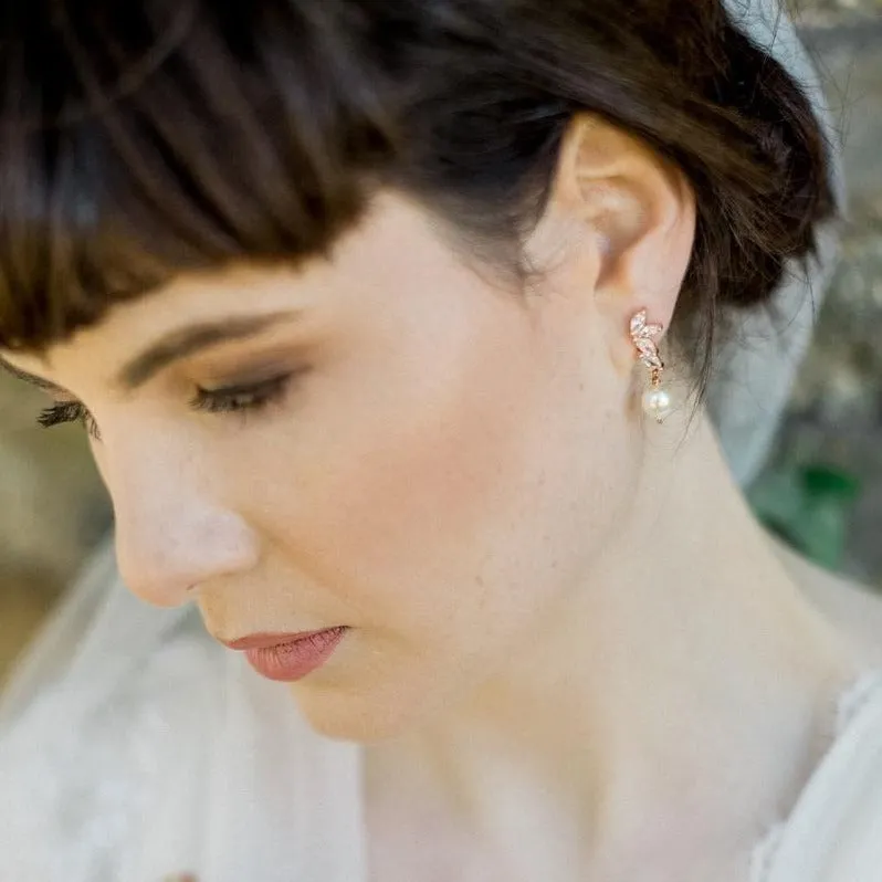 Shelly, Rose Gold & Pearl Earring