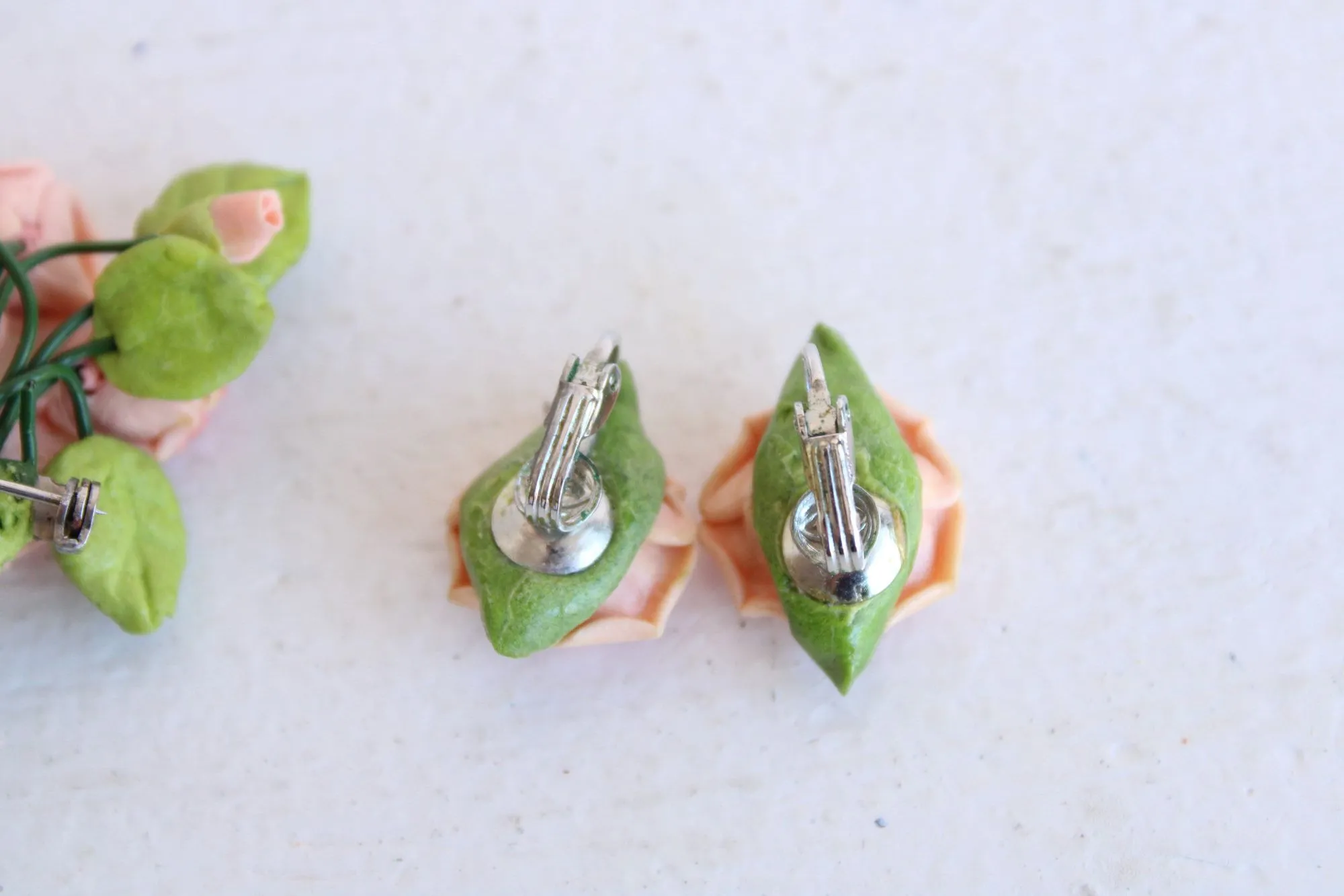 Vintage 1950s Brooch And Earrings Set of Pink Roses