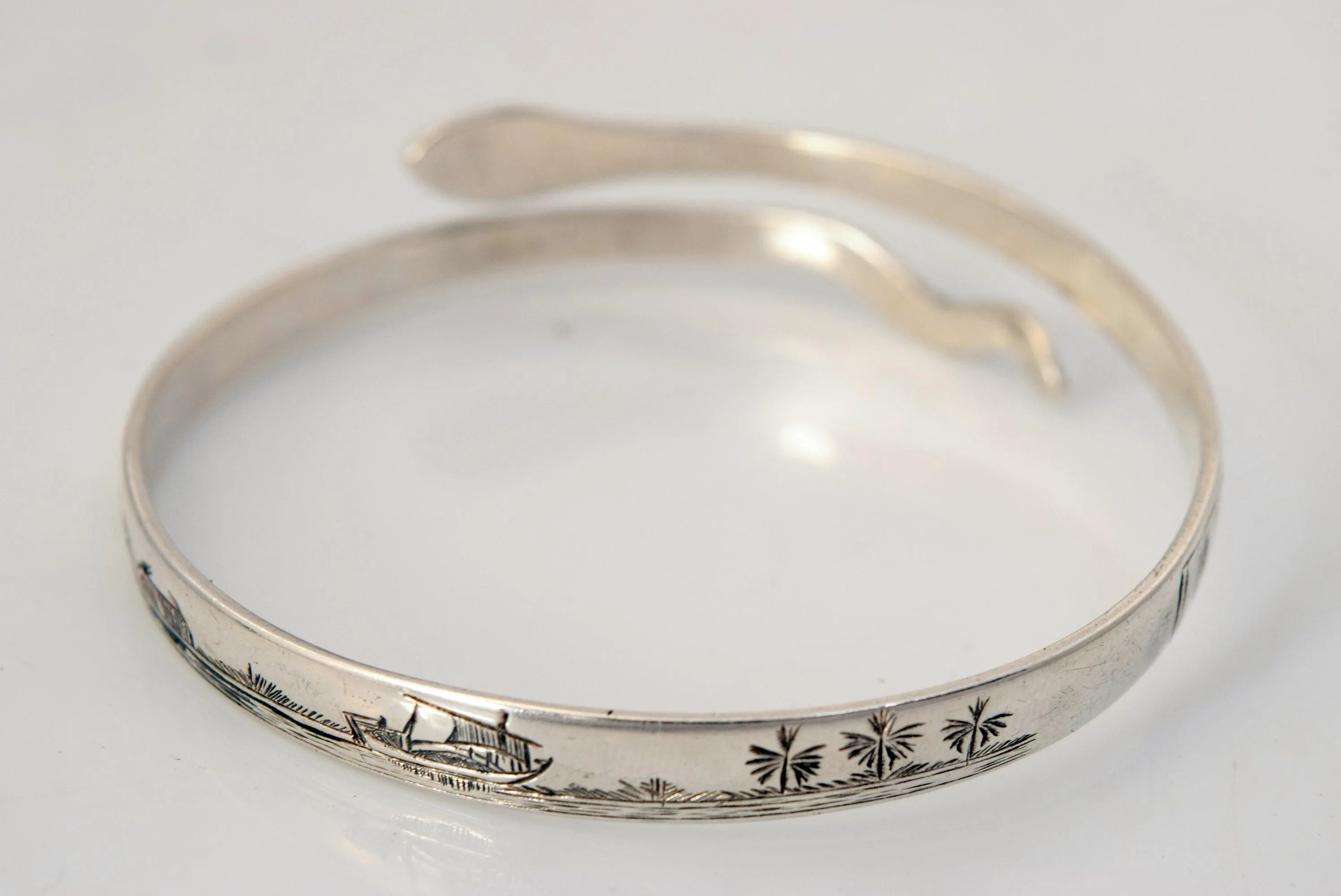 Vintage Art Deco Iraqi Silver and Niello Snake Bracelet