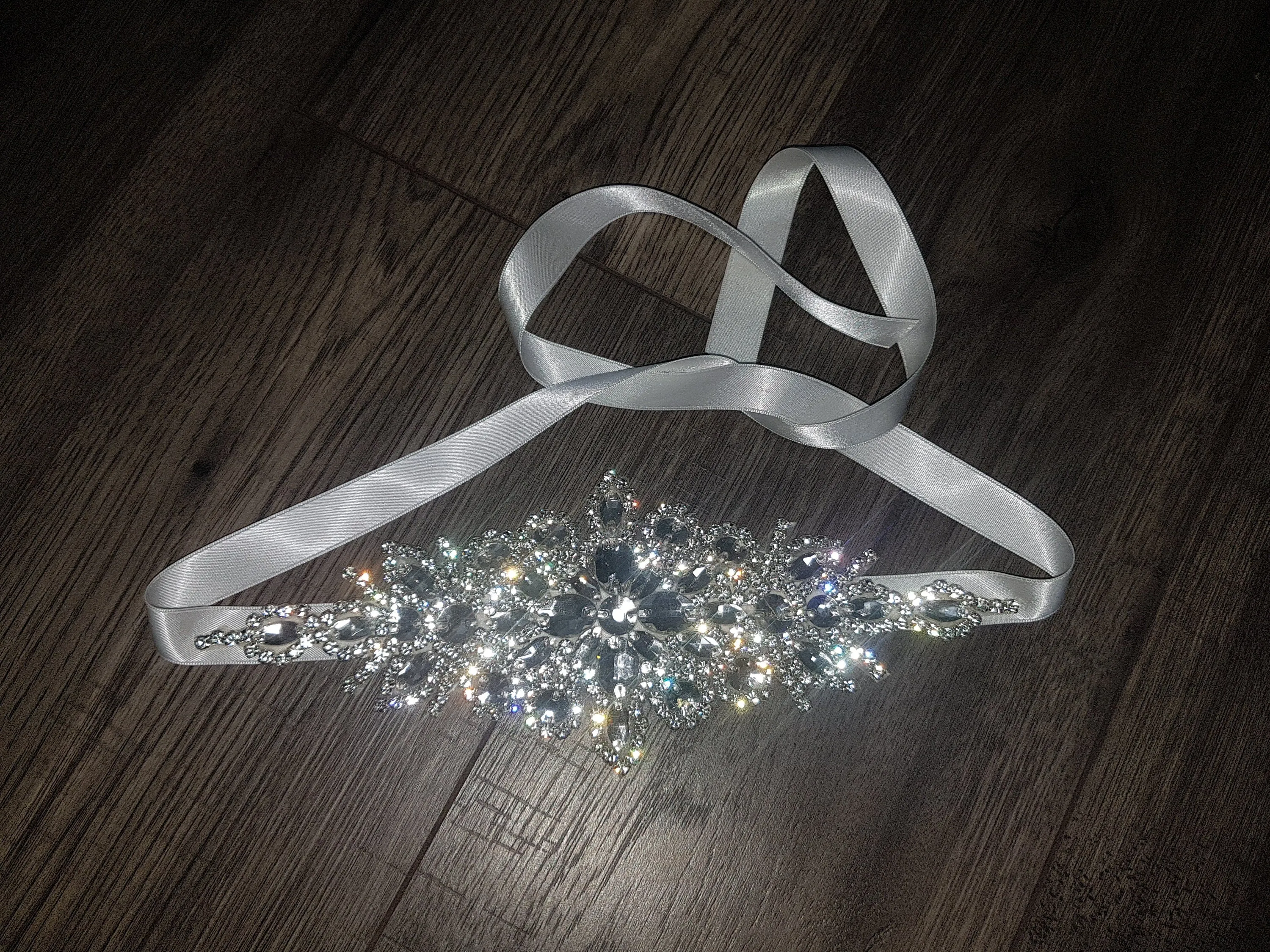 Vintage style Bridal Flapper headpiece fascinator ,1920's rhinestone Headpiece, The Great Gatsby rhinestone brooch, hair tie